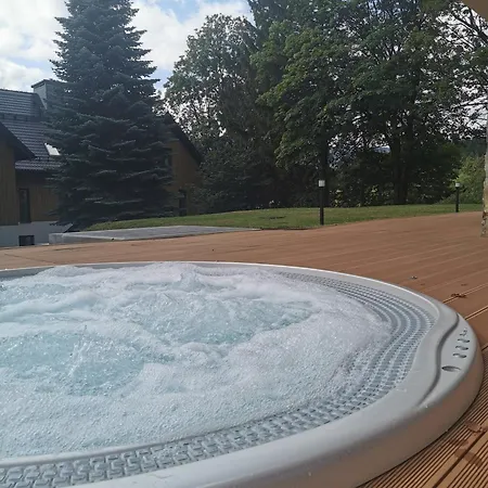Apartmán Park B9 Basen, Sauna, Jacuzzi, Silownia, Widok Sklářská Poruba